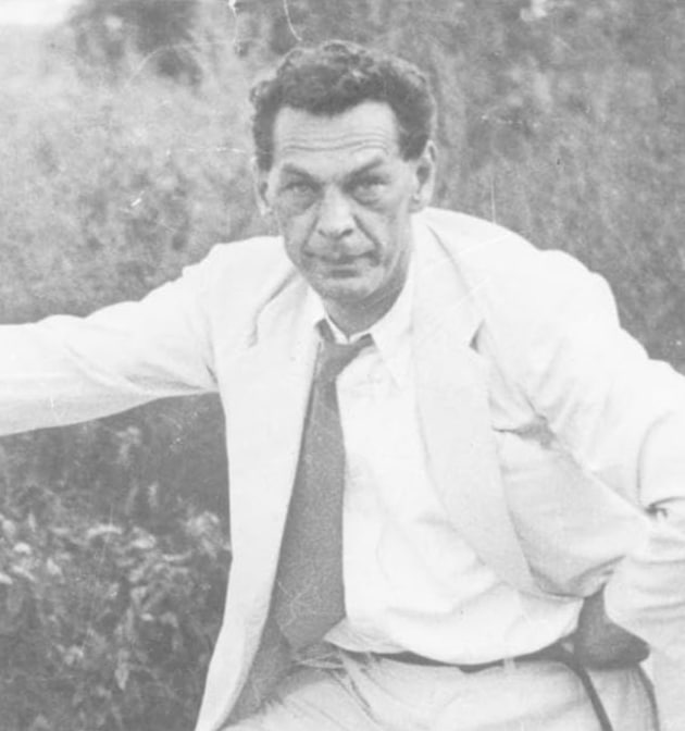 理查德·佐尔格（RichardSorge）—《浪漫主义者》饰演Spion